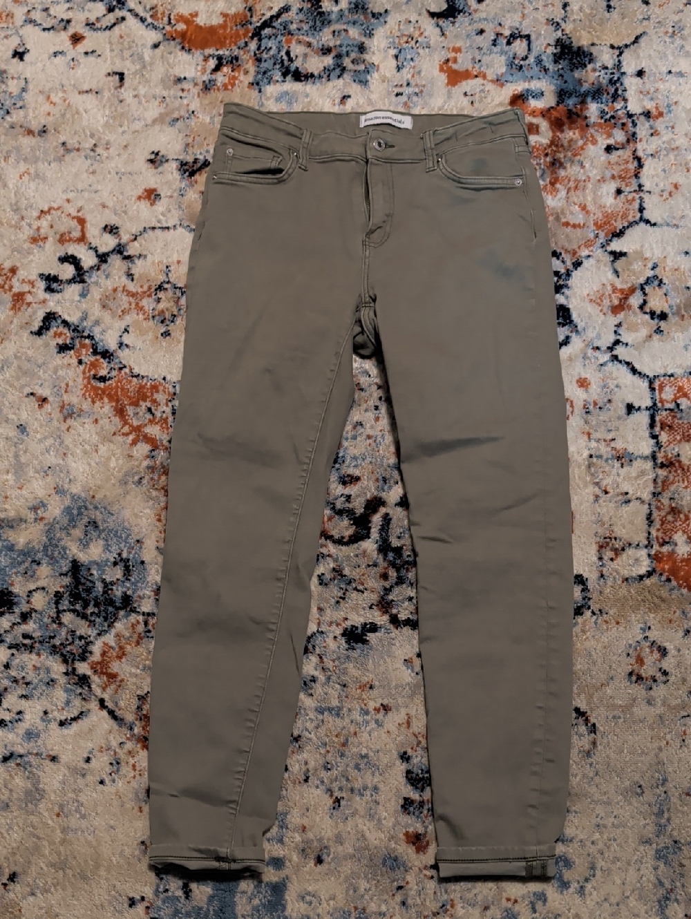 Amazon Essentials Olive Cargo-Style Pants